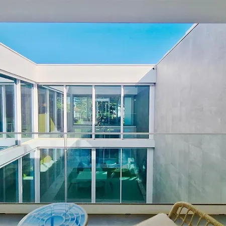 Miya: Marina-adjacent Retreat With Pool And Clever Details Holiday home Vilamoura