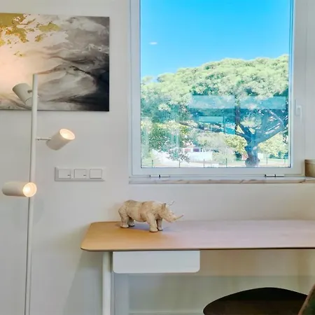 Holiday home Miya: Marina-adjacent Retreat With Pool And Clever Details