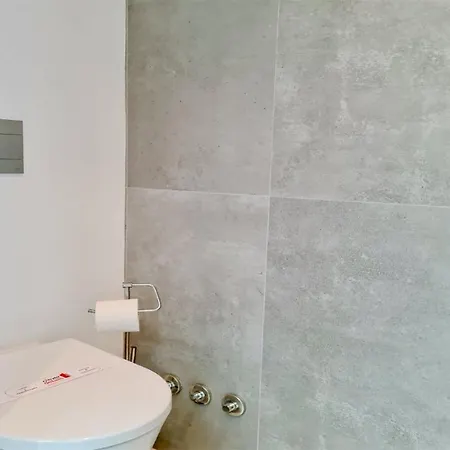 Miya - Clever Details, Walking Distance From The Marina, Restaurants, Bakeries And Supermarkets,, Free Wifi, Pool (adults Only) Casa de Férias