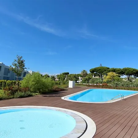 Miya: Marina-adjacent Retreat With Pool And Clever Details Holiday home
