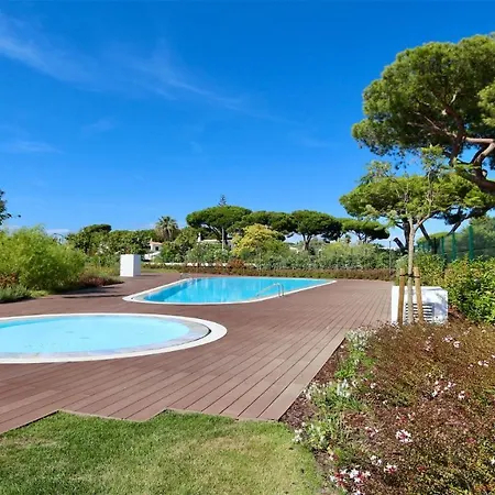 Miya: Marina-adjacent Retreat With Pool And Clever Details Holiday home *