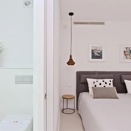 Miya - Clever Details, Walking Distance From The Marina, Restaurants, Bakeries And Supermarkets,, Free Wifi, Pool (adults Only) * ヴィラモウラ