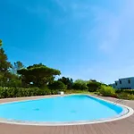 度假居 Miya - Clever Details, Walking Distance From The Marina, Restaurants, Bakeries And Supermarkets,, Free Wifi, Pool (adults Only) 维拉摩拉