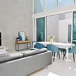 度假居 Miya - Clever Details, Walking Distance From The Marina, Restaurants, Bakeries And Supermarkets,, Free Wifi, Pool (adults Only) 维拉摩拉